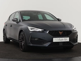 CUPRA Leon Cupra Leon 1.4 e-Hybrid VZ | 245pk | Stuurverwarming |  Navigatie | Sfeerverlichting | Full LED | Keyless | Sportstoelen | Magnetic Tech Matt | PHEV - afbeelding nr 31