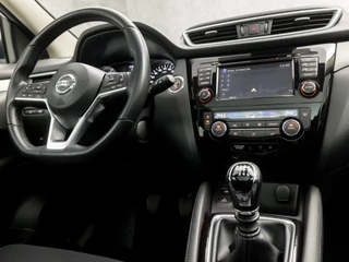 Nissan QASHQAI (PANORAMADAK, NAVIGATIE, CLIMATE, 360 CAMERA, KEYLESS, SPORTSTOELEN, GETINT GLAS, XENON, CRUISE, NIEUWE APK, NIEUWSTAAT) - afbeelding nr 7