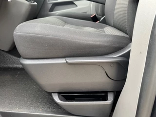 Volkswagen Transporter Volkswagen Transporter 2.0 TDI 150PK Automaat L1H1 T6.1 GB / Dealeronderhouden / Navi / Trekhaak / Airco - afbeelding nr 28