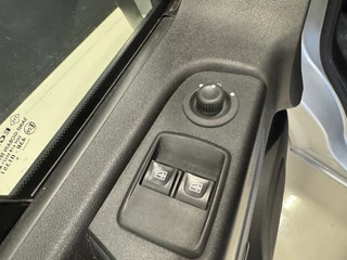 Opel Vivaro - afbeelding nr 15