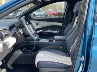 BYD ATTO 3 BYD Atto 3 Design COMPLETE AUTO | RIJKLAAR INCL. FABR. GARANTIE T/M 2028 | AANDRIJFLIJN EN ACCU ZELFS T/M 2030 - afbeelding nr 18