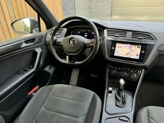 Volkswagen Tiguan Volkswagen Tiguan 1.5 TSI ACT Highline Business R DSG | LED | Trekhaak | Stoelverwarming | Navigatiesysteem | Apple CarPlay | Parkeersensoren voor en achter | Keyless - afbeelding nr 6