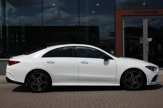 Mercedes-Benz CLA Mercedes-Benz CLA 180 AMG | Night pakket | Pano | Sfeerverlichting | Camera - afbeelding nr 22