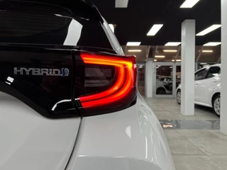 Toyota Yaris Toyota Yaris 1.5 Hybrid Dynamic | Carplay | Camera | Cruise| - afbeelding nr 9