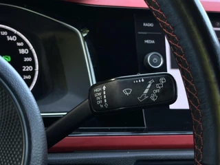 Volkswagen Polo Volkswagen Polo 2.0 TSI GTI, NIEUW MODEL, NAVI, AIRCO, CARPLAY, STOELVERWARMING, PARKEERSENSOREN VOOR/ACHTER, LICHTMETAAL 17