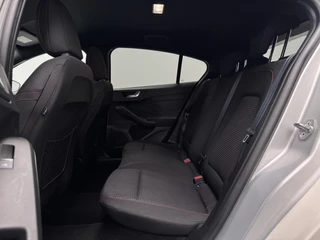 Ford Focus Ford Focus 1.0 EcoBoost Titanium Business | Automaat | ST Line | Camera | Carplay - afbeelding nr 12