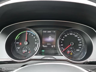 Volkswagen Passat Volkswagen Passat 1.4 TSI GTE Pano LED Trekhaak CarPlay - afbeelding nr 19