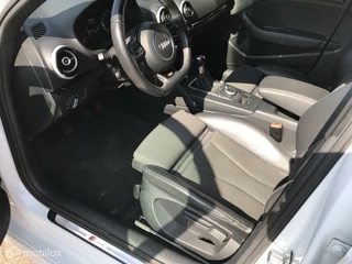 Audi A3 Audi A3 Limousine 2.0 TDI Ambition Pro Line S Veel uitstraling S-Line binnen en buiten Goed onderhouden Dist - afbeelding nr 10