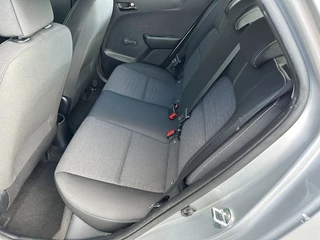 Kia Picanto Kia Picanto 1.2 CVVT Dynamic Automaat Airco - afbeelding nr 31