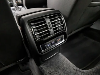Volkswagen Passat Volkswagen Passat Variant 1.4 TSI ACT Highline 150Pk Automaat (APPLE CARPLAY, GROOT NAVI, CLIMATE, STOELVERWARMING, SPORTSTOELEN, KEYLESS, ADAPTIVE CRUISE, TREKHAAK, PARKEERSENSOREN, NIEUWSTAAT) - afbeelding nr 34