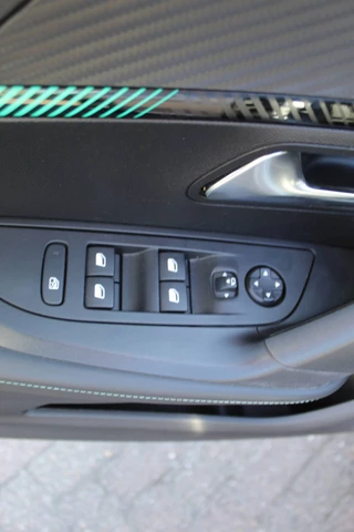 Peugeot 2008 Zo goed als nieuw, slechts 7.500km ! Navigatie, airco, telefoonvoorb. metallic lak, LM wielen, Isofix, Apple Carplay/Android auto etc, etc. - afbeelding nr 6