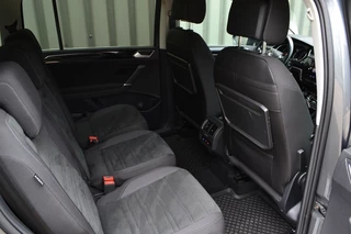 Volkswagen Touran Volkswagen Touran 1.4 TSI DSG Highline LED/ACC/Trekhaak/Automaat - afbeelding nr 12