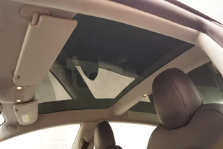 Tesla Model 3 - afbeelding nr 8