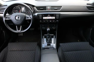 Škoda Superb Skoda Superb Combi 1.6TDI Automaat |Canton | Trekhaak | Stoelverwarming - afbeelding nr 4