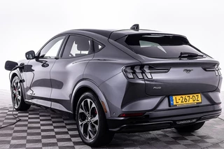 Ford Mustang Mach-E - afbeelding nr 2