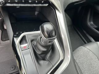 Peugeot 3008 Peugeot 3008 1.2 130pk Allure Carplay, Trekhaak - afbeelding nr 38