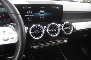Mercedes-Benz GLB Mercedes-Benz GLB 200 Premium Plus 7p. / Panoramadak / Camera / 20'' / Sfeerverlichting / Navigatie / Dodehoek / DAB / Stoelverwarming / Cruise Control - afbeelding nr 20