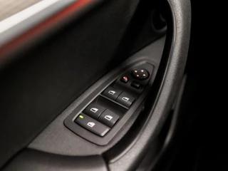 BMW X2 Automaat (NAVIGATIE, M PAKKET, CLIMATE, STOELVERWARMING, LEDEREN SPORTSTOELEN, CAMERA, GETINT GLAS, SFEERVERLICHTING, NIEUWSTAAT) - afbeelding nr 24