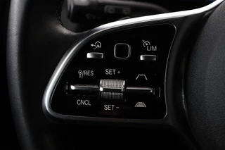 Mercedes-Benz GLA Mercedes-Benz GLA-klasse 250e Business Solution Luxury Limited | Panoramadak | Adaptive cruise | Trekhaak | Leder | Stoelverwarming | Matrix LED | Memory | Camera | Navigatie | Park Assist | Sfeerverlichting - afbeelding nr 13