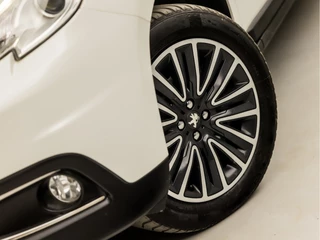 Peugeot 2008 (NAVIGATIE, CRUISE, PARKEERSENSOREN, TREKHAAK, SPORTSTOELEN, ELEK PAKKET, XENON, NIEUWSTAAT) - afbeelding nr 30