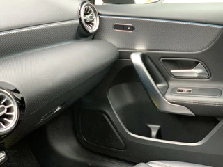 Mercedes-Benz A-Klasse Mercedes A180d 2019 | AMG | Mountaingrey | VOL! - afbeelding nr 14