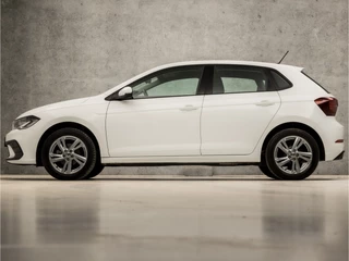 Volkswagen Polo (VIRTUAL COCKPIT, APPLE CARPLAY, STOELVERWARMING, SPORTSTOELEN, CRUISE, LM VEGLEN, PARKEERSENSOREN, NIEUWSTAAT) - afbeelding nr 2