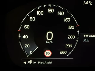 Volvo XC90 PANO/TREKHAAK/HEAD-UP/H&K/360CAMERA/MEMORY/KEYLESS/ACC/PILOT-ASSIST/20