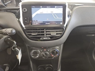 Peugeot 208 Peugeot 208 1.2 PT SIGNATURE + AIRCO/APPLE CARPLAY/ANDROID AUTO/PDC/CRUISE - afbeelding nr 12