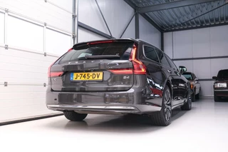 Volvo V90 Volvo V90 2.0 B4 Business Pro | Massage | Trekhaak | Stoelkoeling | Pine grey | NL auto NAP | Camera | Leder | LED | Rijklaar | - afbeelding nr 3