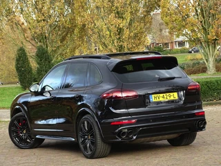 Porsche Cayenne Porsche Cayenne 3.0 S E-Hybrid 410PK / Porsche Sport Design / LED - afbeelding nr 7