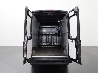 Iveco Daily Iveco Daily 35S18 Hi-Matic Automaat L2H2 | Edition Led | Navigatie | Camera | Airco | Cruise - afbeelding nr 4