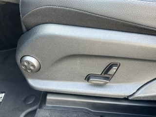 Mercedes-Benz GLC Navigatie Trekhaak Panoramadak 360 Camera Elek Stoelen + Verwamring 20 Inch Velgen Keyless DAB Carplay NL Auto - afbeelding nr 35