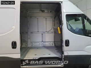 Iveco Daily Iveco Daily 35C21 210PK Automaat Dubbellucht L2H2 ACC Navi Camera 12m3 Airco - afbeelding nr 7