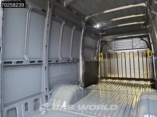 Iveco Daily Iveco Daily 35C21 3.0L 2x Schuifdeur 2025model L2H2 ACC Camera LED CarPlay Dubbellucht L2 12m3 Airco - afbeelding nr 7