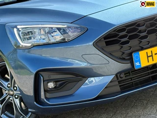 Ford Focus - 408178722-0