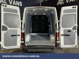 Volkswagen Crafter Volkswagen Crafter 2.0 TDI 141pk L3H3 L2H2 Euro6 Airco | Camera | Apple Carplay | Cruisecontrol Android Auto - afbeelding nr 3