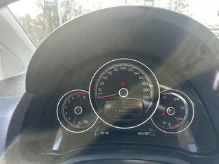 Volkswagen up! Volkswagen Up! 1.0 BMT high up! | Pano | Cruise | Airco - afbeelding nr 5