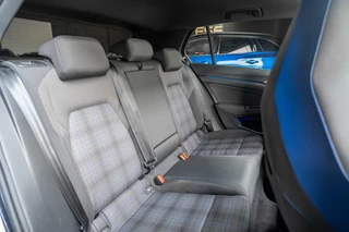 Volkswagen Golf Volkswagen Golf 1.4 eHybrid GTE | Pano | IQ Light | Dodehoek - afbeelding nr 16