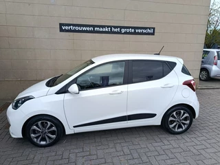 Hyundai i10 1.0I I-PREMIUM