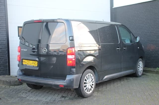 Opel Vivaro - Airco - Navi - Cruise - € 12.499,- Excl. - afbeelding nr 2