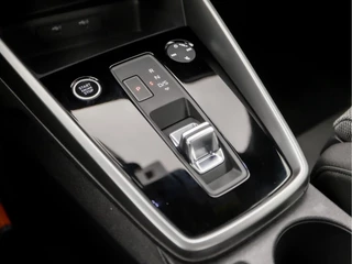 Audi A3 Audi A3 Limousine 30 TFSI Advanced Sport Automaat (GROOT NAVI, APPLE CARPLAY, CAMERA, LM VELGEN, DIGITAAL DASHBOARD, SPORTSTOELEN, NIEUWE APK, NIEUWSTAAT) - afbeelding nr 11