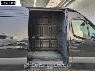 Mercedes-Benz Sprinter Mercedes Sprinter 319 CDI Automaat Nwe model! L2H2 ACC MBUX LED Navi Camera 190 PK L2H2 10m3 Airco - afbeelding nr 6
