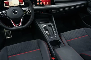 Volkswagen Golf Volkswagen Golf 2.0 TSI GTI Clubsport 45 Jahre Akra Pano DSG - afbeelding nr 22