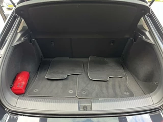 Volkswagen T-Roc Volkswagen T-Roc 1.0 TSI Style NAVI*PANO-DAK*PDC*CARPLAY* - afbeelding nr 21