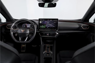 CUPRA Formentor | Dig. Cockpit | Adapt. Cruise | Stoel-+Stuurverw. | Elek. stoel met geheugen | PDC | Camera | NAV + App. Connect | ECC | LM 19