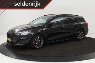 Ford Focus - 226406663-0