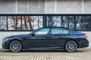 BMW 7 Serie BMW 7-serie 750i xDrive M Sport B&W Massage 360c 21'' Laser - afbeelding nr 9