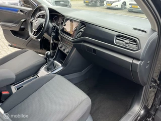 Volkswagen T-Roc Volkswagen T-Roc 1.0 TSI Style NAVI*PANO-DAK*PDC*CARPLAY* - afbeelding nr 10