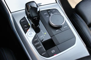 BMW 3 Serie BMW 3 Serie Touring 320i High Executive M Pakket | Pano | Laser | Leder - afbeelding nr 31