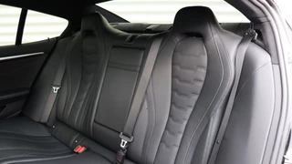 BMW 8 Serie | Bowers & Wilkins | Stoelventilatie | Head-up | Laserlight | M Onderstel Professional - afbeelding nr 35